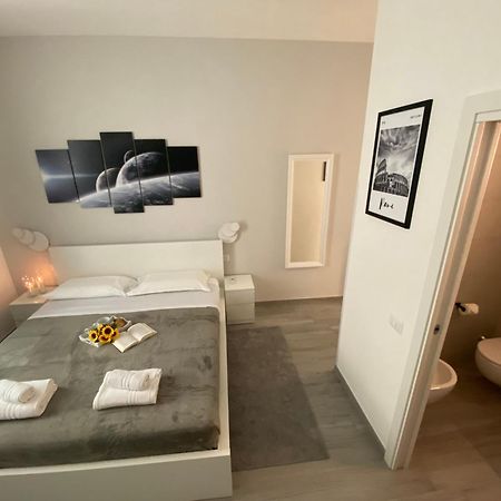Roma Centro Softrooms Guest House Affittacamere Dış mekan fotoğraf