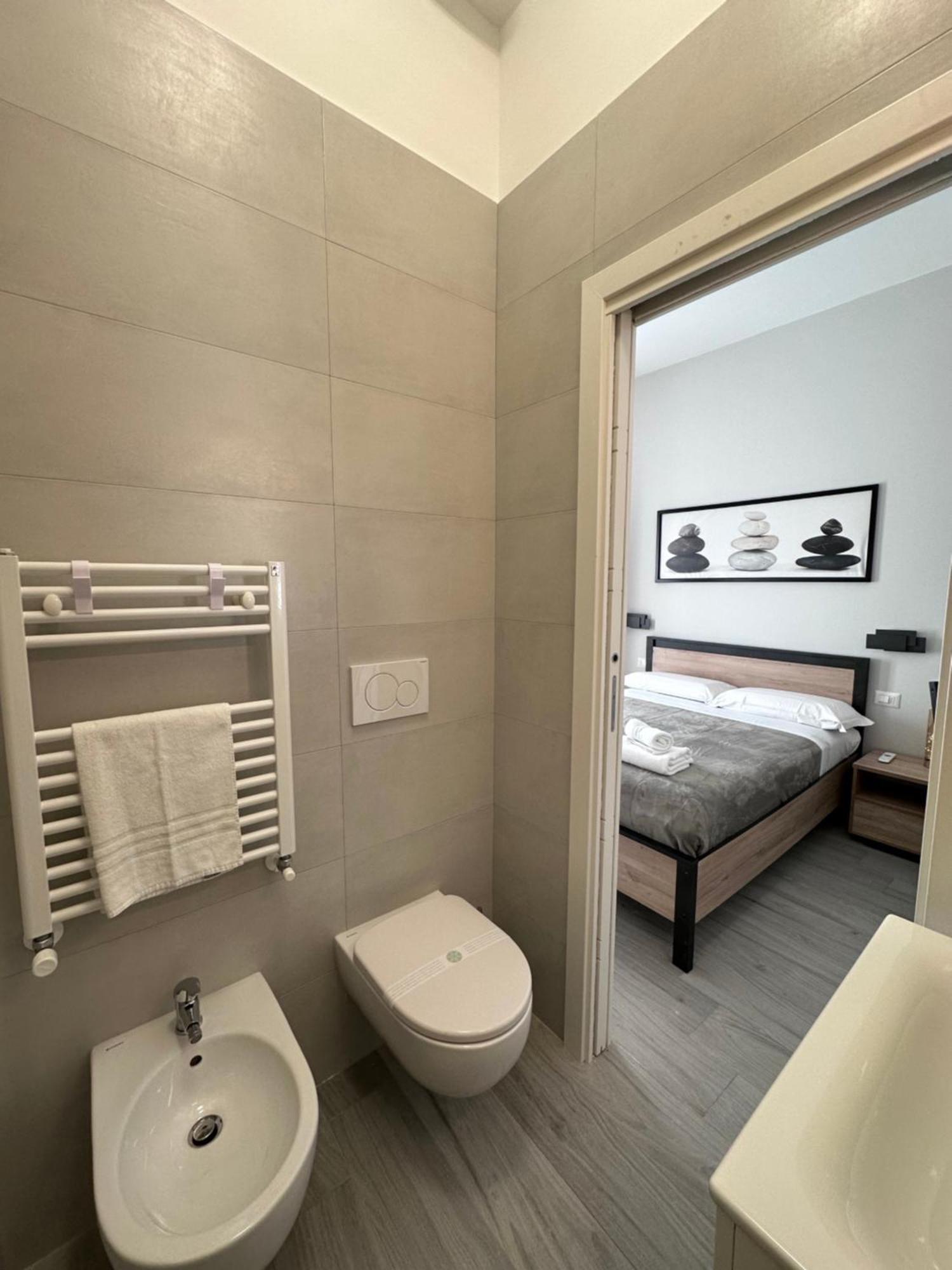 Roma Centro Softrooms Guest House Affittacamere Dış mekan fotoğraf