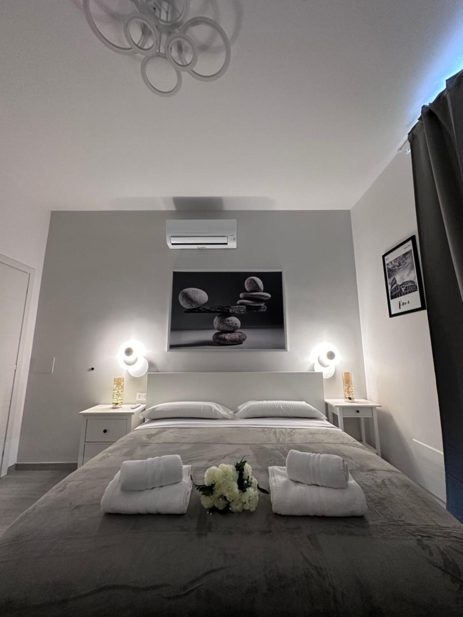 Roma Centro Softrooms Guest House Affittacamere Dış mekan fotoğraf