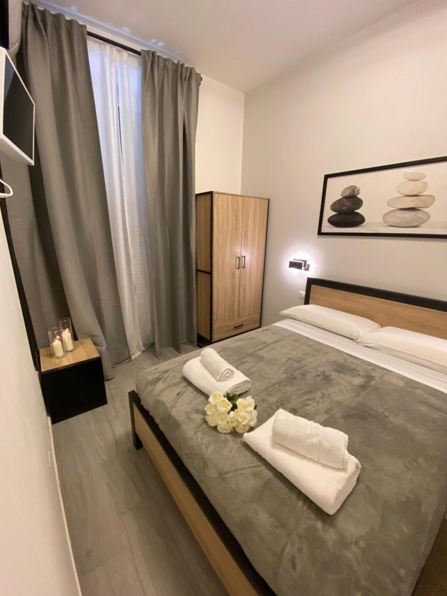 Roma Centro Softrooms Guest House Affittacamere Dış mekan fotoğraf
