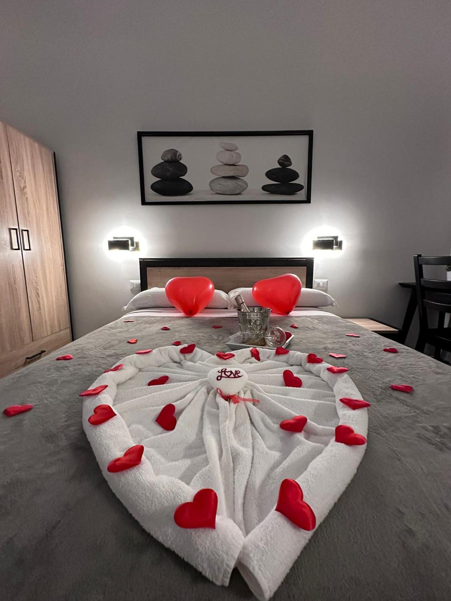 Roma Centro Softrooms Guest House Affittacamere Dış mekan fotoğraf
