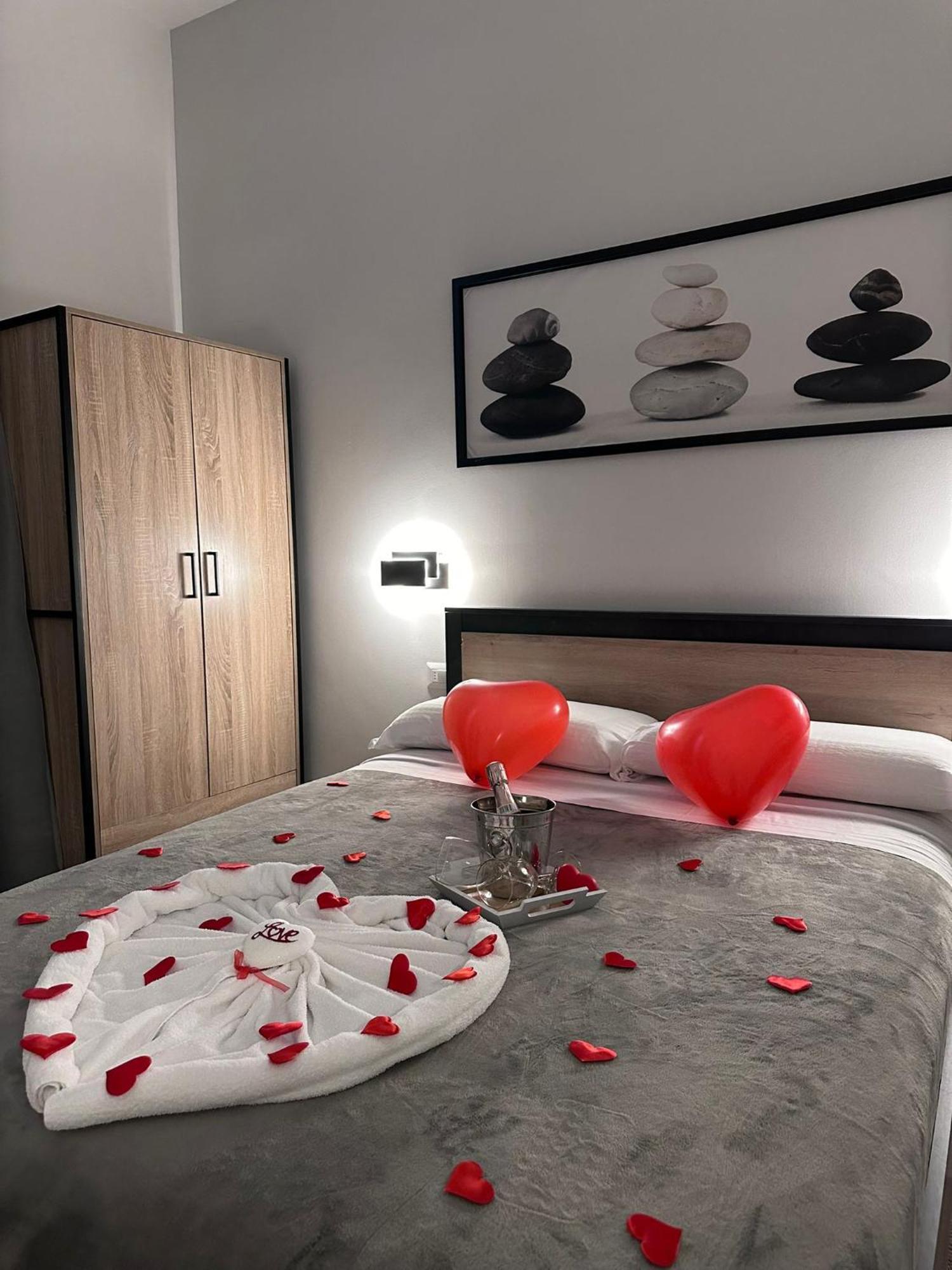 Roma Centro Softrooms Guest House Affittacamere Dış mekan fotoğraf